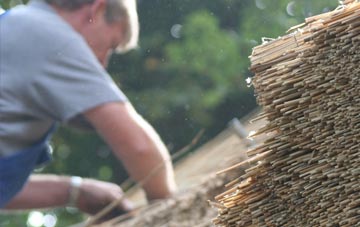 professional St Brides Super Ely thatchers